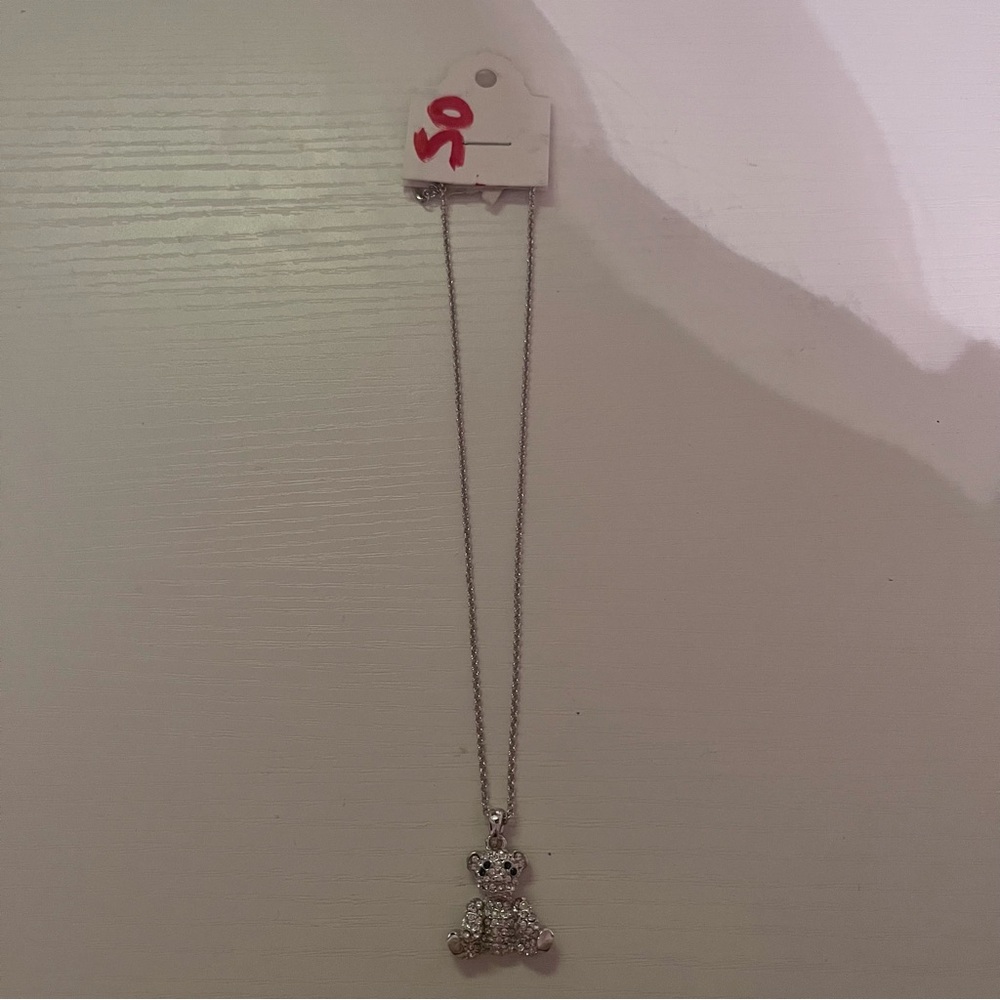 Silver Chain Fashion Necklace with Bear Pendant